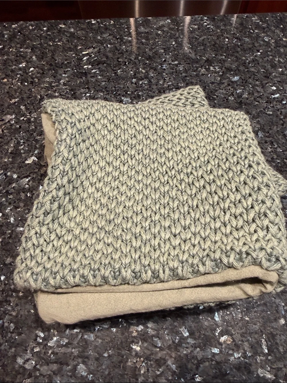Pottery Barn Stonewashed Handknit Pillow Cover Chunky natural 22”x22” Blue Two